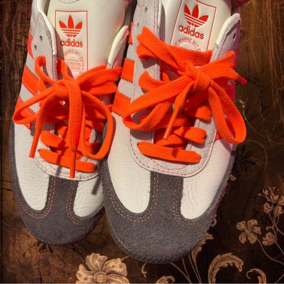 SOLD - Picture 4 of 5